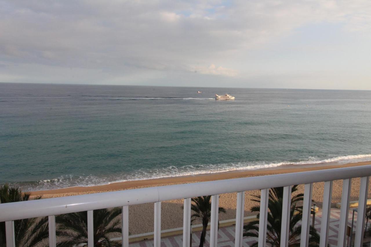 Apartaments El Sorrall บลาเนส ภายนอก รูปภาพ